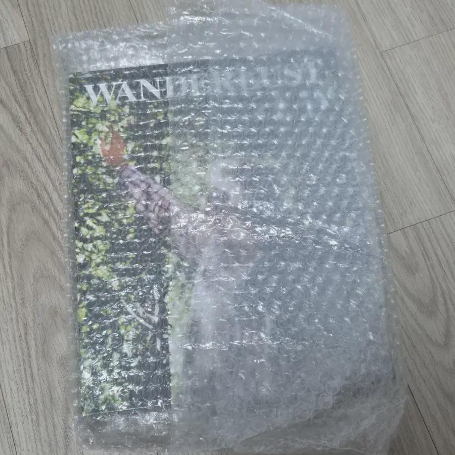 

Предзаказ Фотобук Benefit Стоимость Чонхан Seventeen