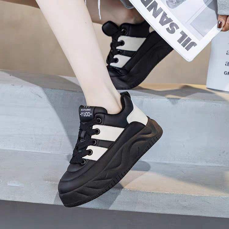 Autumn and Winter Bread Soft-soled Cotton Shoes 2025 Heightening New Velvet Thick-soled Leisure Sports Warm and Cold-proof Little White Shoes