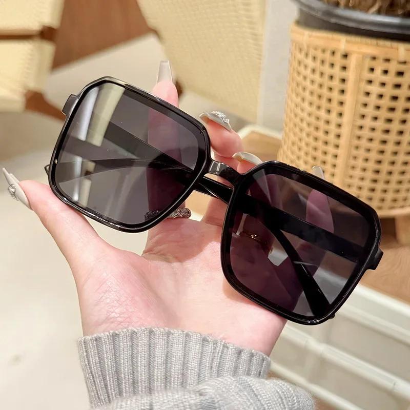 Fashion Oversize Square Sunglasses UV400 Protection Vintage Designer Shades for Men Women Unisex Brand Eyewear