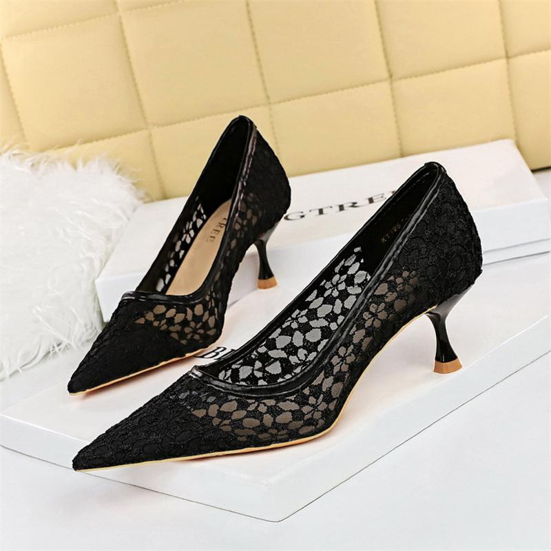 

Fashion Women Shallow Mouth Hollow Mesh Lace Pumps Wedding Elegant Bridal Wine Red Kitten Low Heel Evening Pointed Toe Single Shoes 34(Foot22cm)