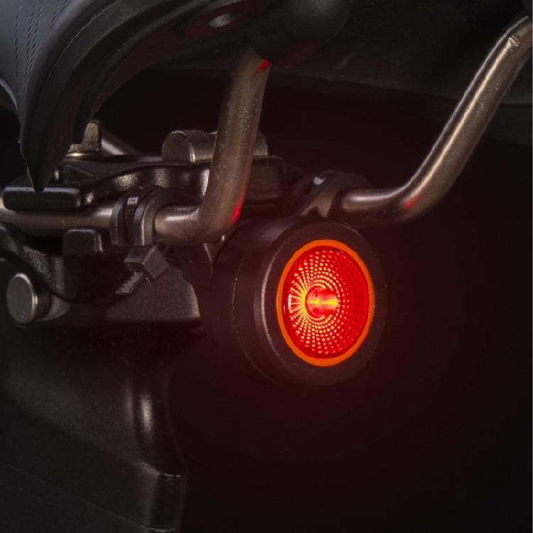 Bicycles Tail Light Auto Flashing Safety Taillight Intelligent Brake Sensing Bike Rear Light Cycling Accessories