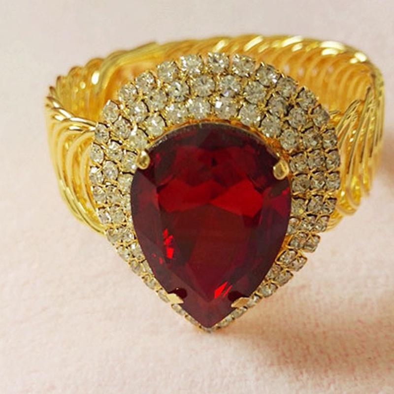 Pulseira de ouro com pingente de zircônia e strass em forma de coração para mulheres, pulseiras vintage abertas de luxo para festa