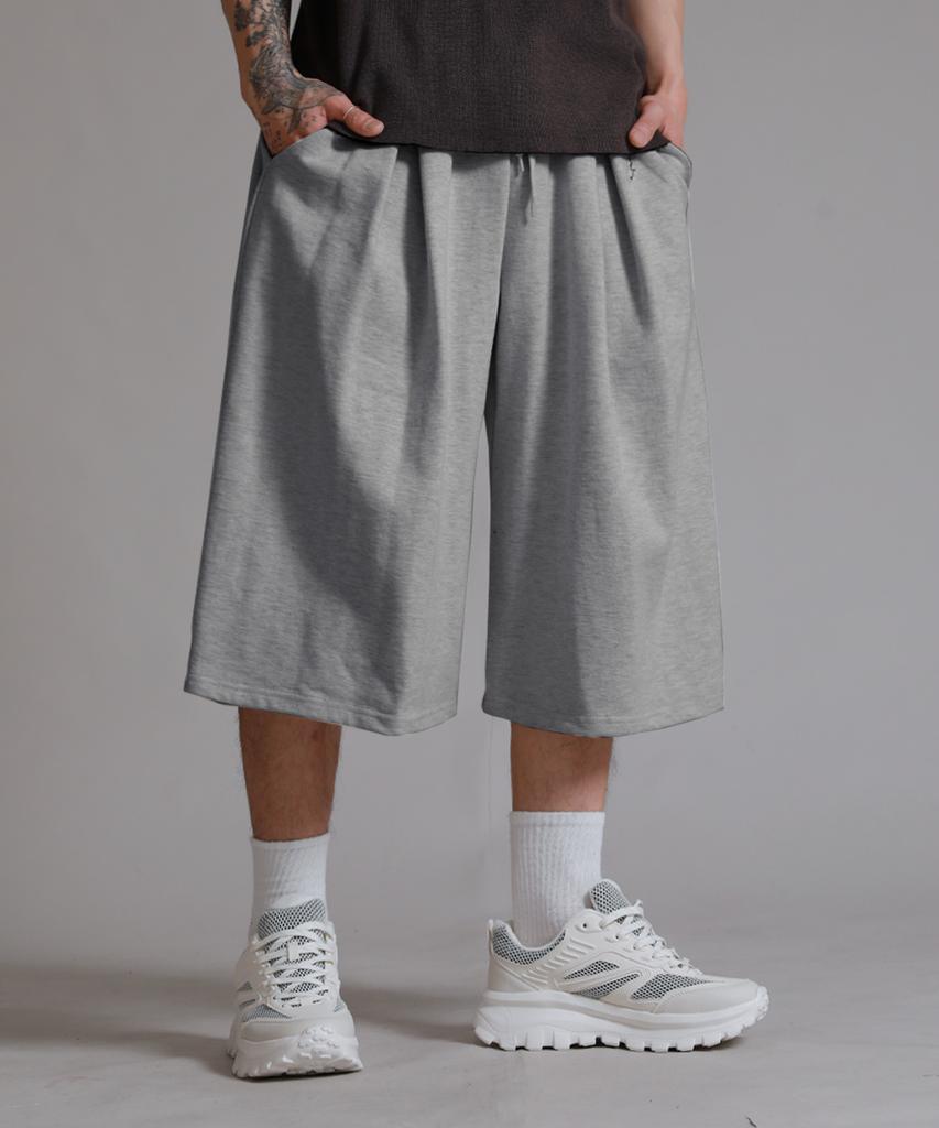 LIKE THE MOST Training Pintuck Autumn-Length Bermuda Shorts_Melange