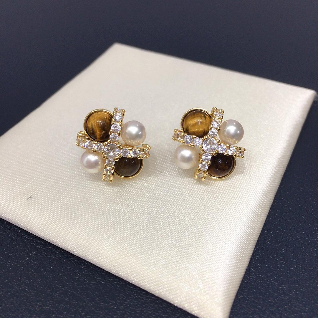 2026 Tiger s Eye Natural Freshwater Pearl Stud Earrings Women s S925 Silver Needle French Retro Light Luxury Premium Earrings