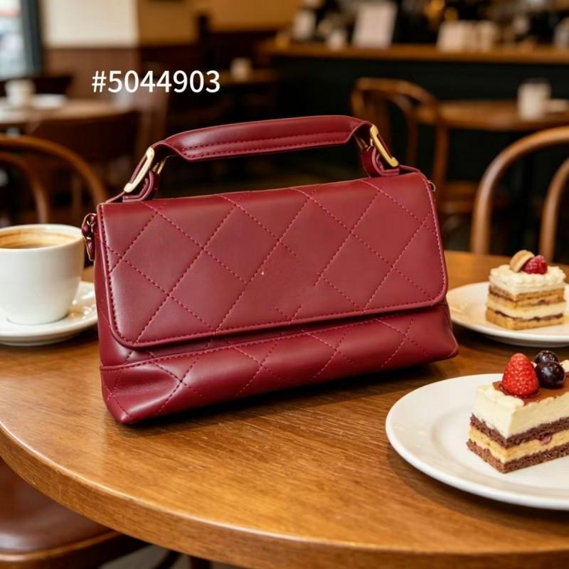 Vintage Dual-Tone PU Leather Crossbody Bag With Chain Strap Large Capacity Rhombus Quilted Tote Daily Commute