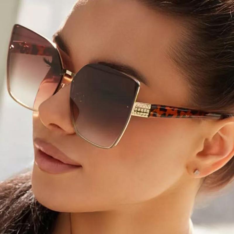 New Style Of Personalized Large Frame Cat Eye Sunglasses Women's Trendy Diamond-set Sunglasses Fashionable Sunglasses 22046