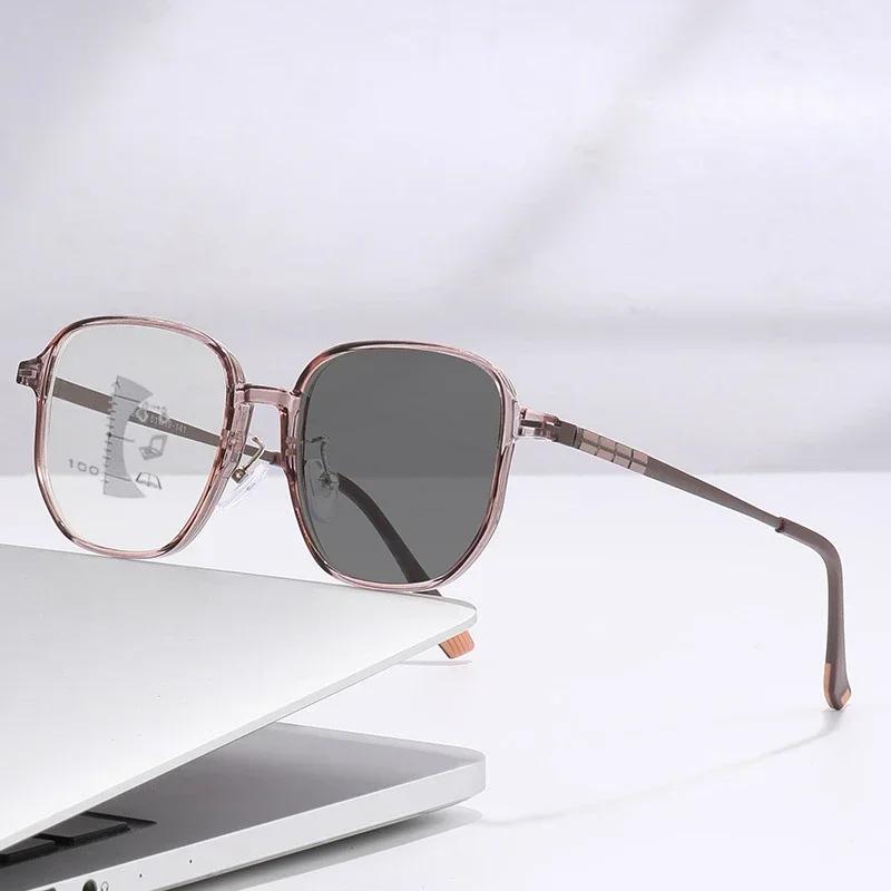 

Photo Sensitive Color Changing High-definition Multifocal Reading Glasses Anti Blue and Anti Ultraviolet Presbyopia Glasses 0 розовый