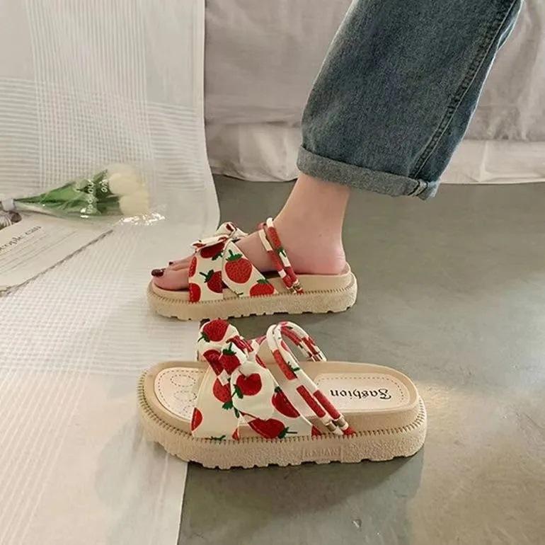 Internet Celebrity Cool Slippers Women's Summer Wear Ins Tide 2025 New Fashion Go Out Two Wear Muffin Platform Beach Shoes