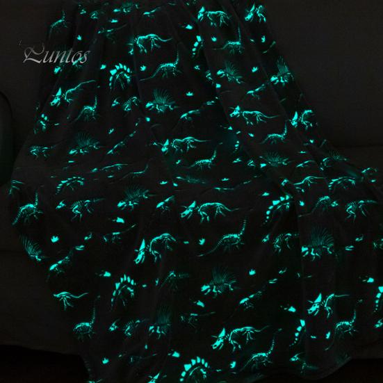 Dinosaurier-Überwurfdecke, leuchtet im Dunkeln, für Kinder, Schlafzimmer, Bett, Sofa, Reise, leichte, plüschige, gemütliche, warme Nickerchendecke fürs Büro, für alle Jahreszeiten