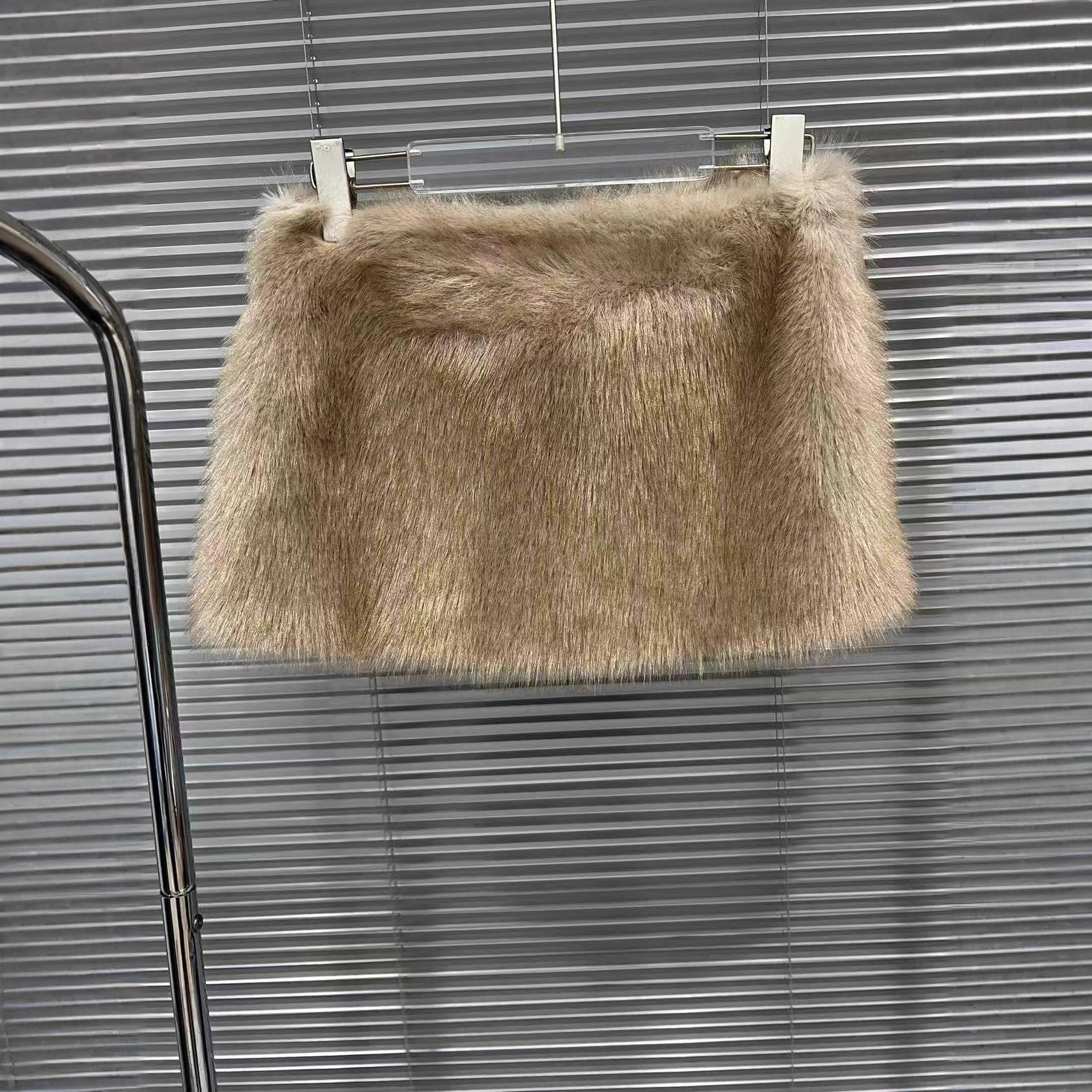 

2025 A/W European Faux Leather & Fur Mini Skirt: Low Waist, Versatile & Hip-hugging Design Large хаки