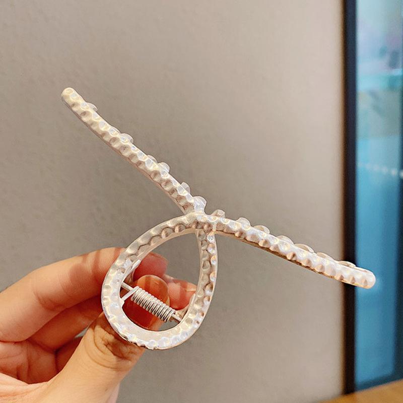 Women Fashion Gold Hollow Geometric Hair Claw Retro Hair Clips Barrette Hair Crab Hair Clips Headband Hairpin Hair Accessories