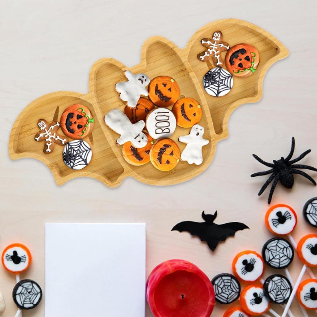 Halloween Charcuterie Appetizer Tray Portable Bat-Shaped Wooden Serving Tray Food Storage Plate For Seafood Fruits Meats
