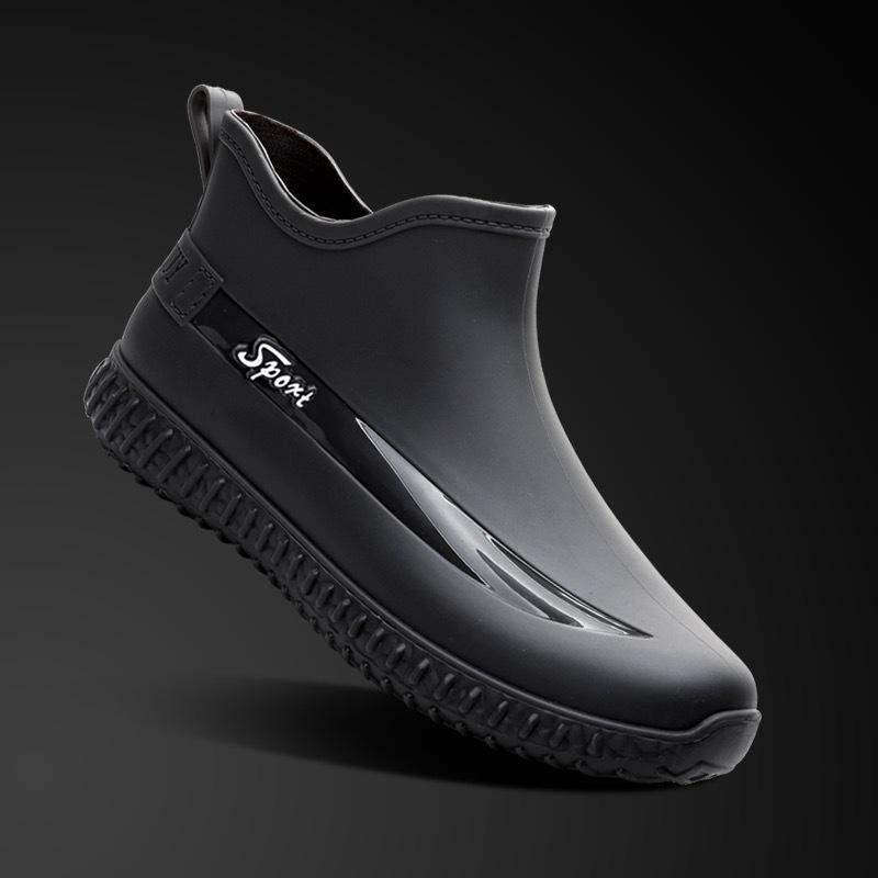 Fashionable Men's Rain Shoes, Waterproof And Non Slip, Outdoor Fishing, Kitchen Work Rubber Shoes, Wear-resistant Water Shoes