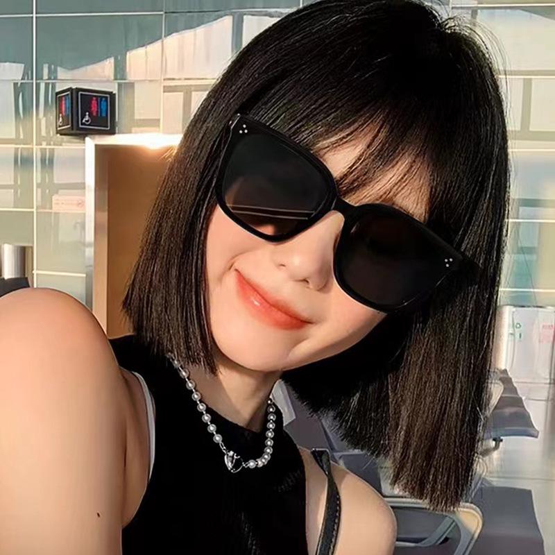 2242GM Trendy Polarized Sunglasses: Celebrity Style, UV Protection, Ideal for Driving