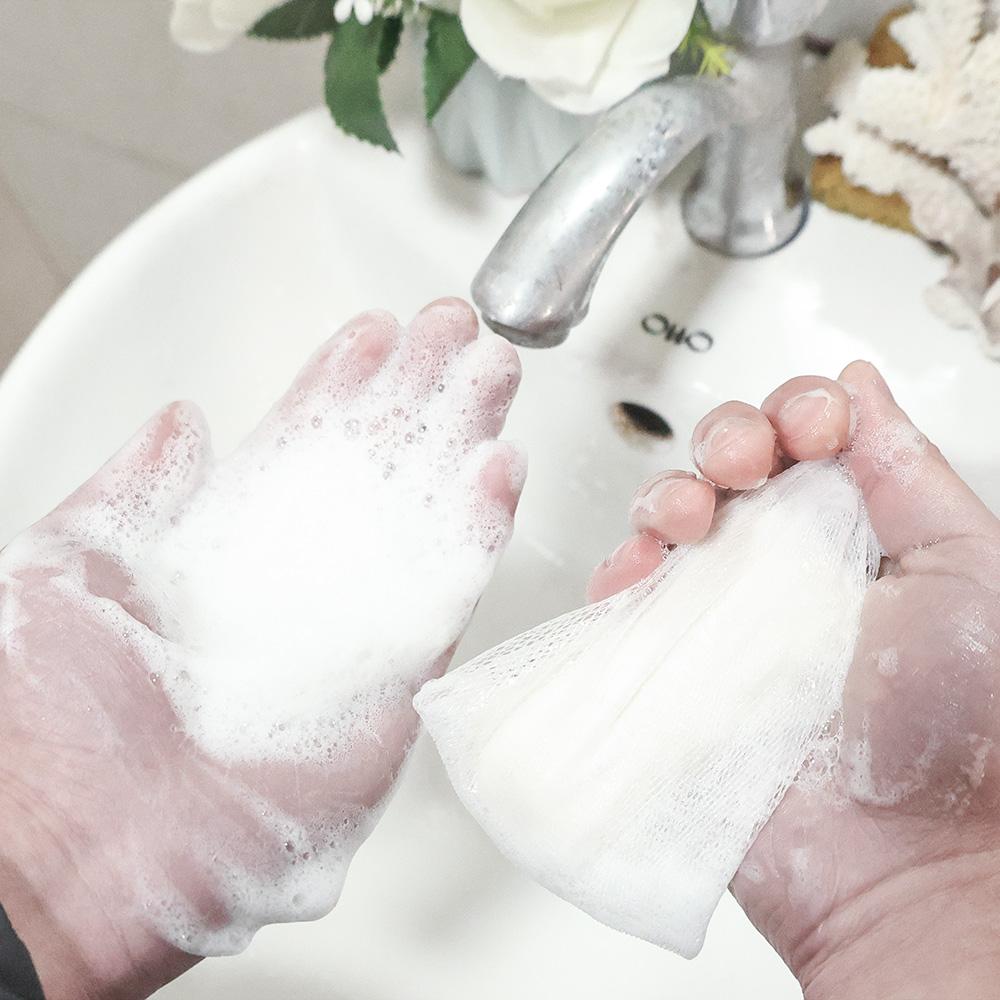 Portable Soap Saver Bag Hangable Drawstring Manual Foaming Net Facial Cleanser Scrubbers Mesh Cleaning Tools Bathroom Supplies