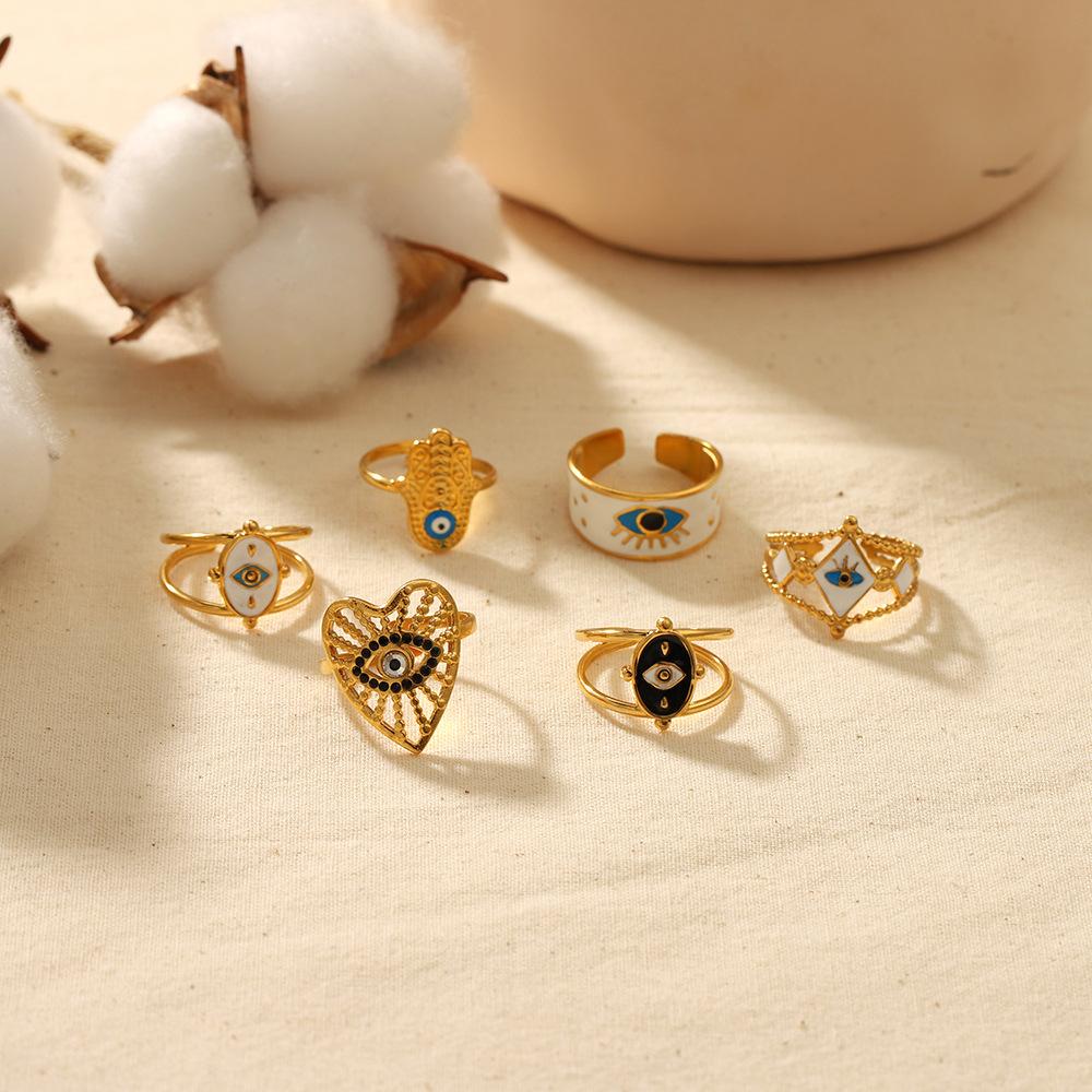 Minimalistischer Edelstahl Metall Hohl Teufelsauge Goldener Ring 18K PVD Beschichtet Einfacher Charm Schmuckzubehör Geschenk