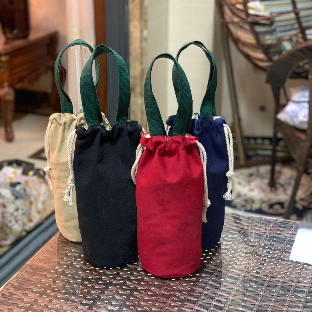 

Индивидуальный узор Изолированный мешочек на шнурке для бутылки и банки для еды Blue 114