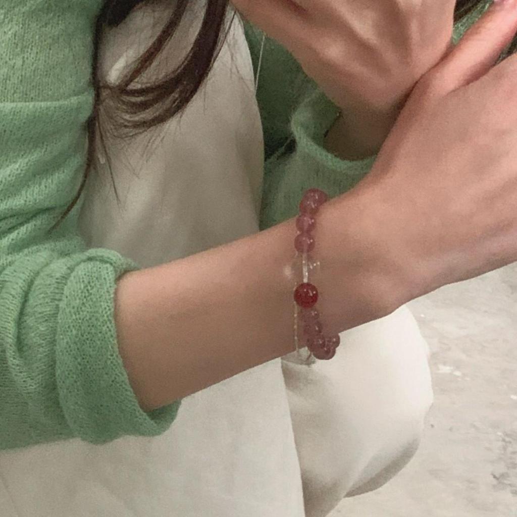 Vibrant Strawberry Quartz Bracelet: Fresh & Versatile
