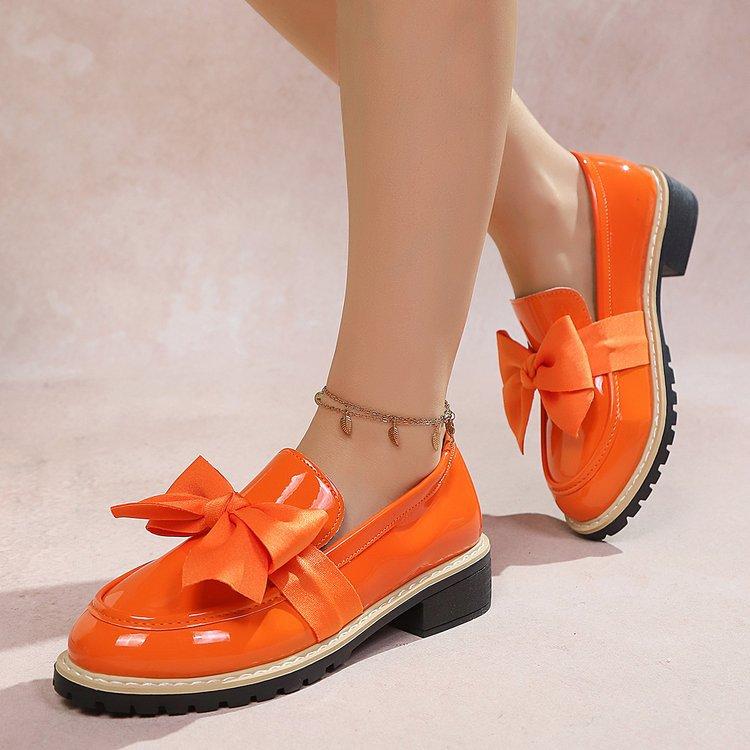 Damen Übergröße Britischer Stil Lackleder Loafers Neue Herbst Schleife Mittelhoch Blockabsatz Schuhe