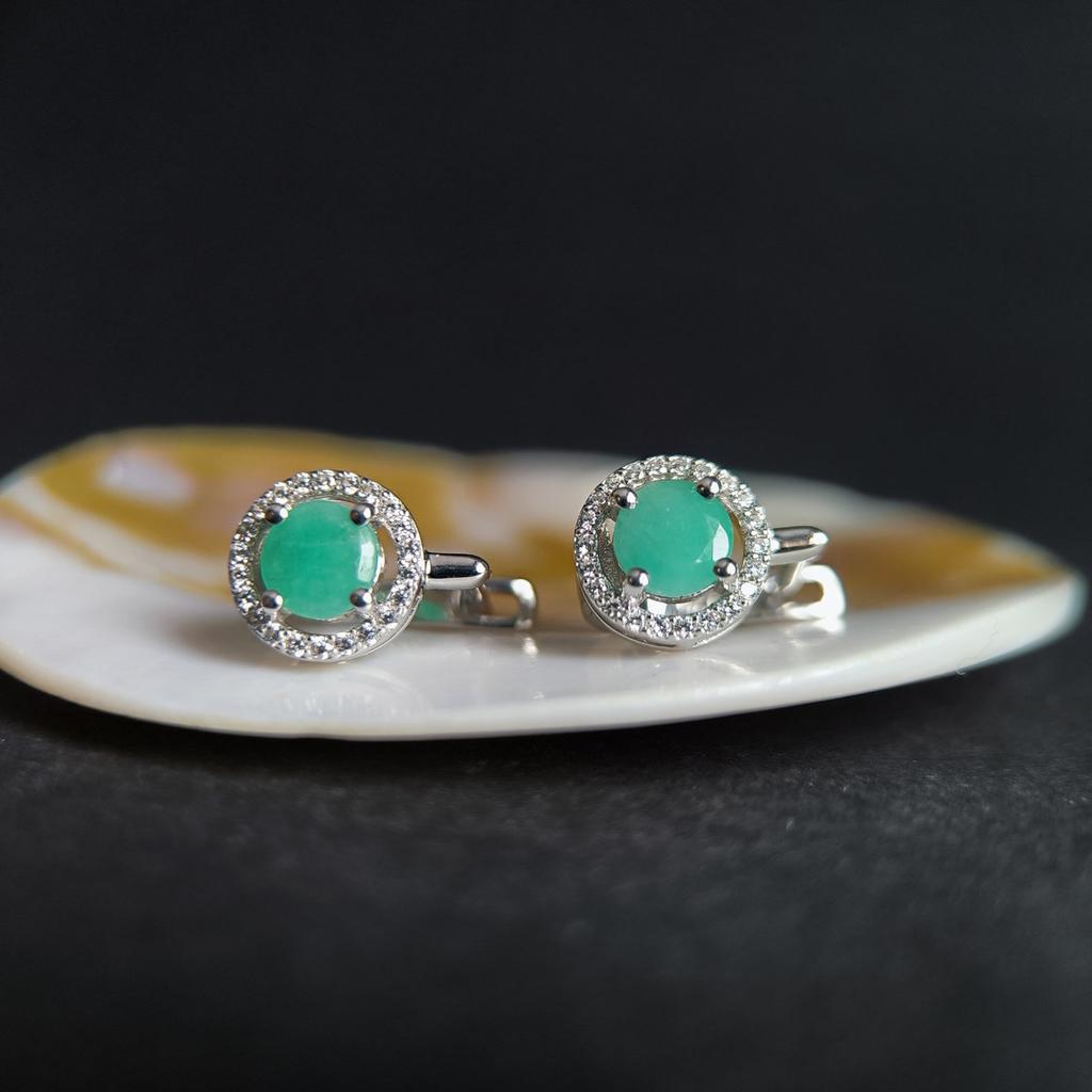 Silver Earrings with a Natural Emerald 2.028ct (2206101)