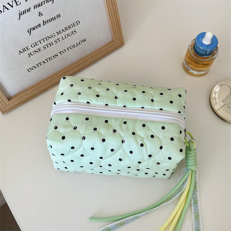 Polka Dot Heart Quilted Makeup & Skincare Travel Bag - Large Capacity with Zipper