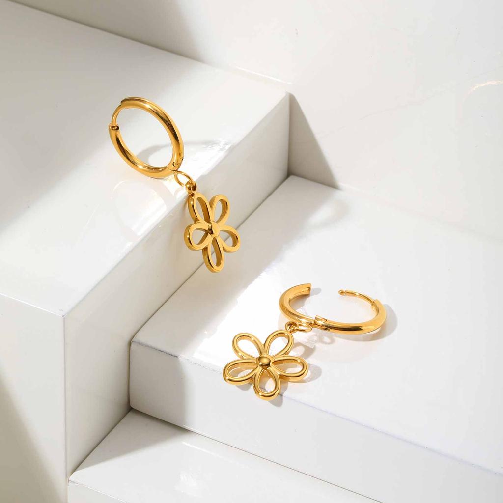 Fashion Hollow Flower Hoop Earrings for Women,Gold Color Stainless Steel Earrings,Minimalist Jewelry Gift
