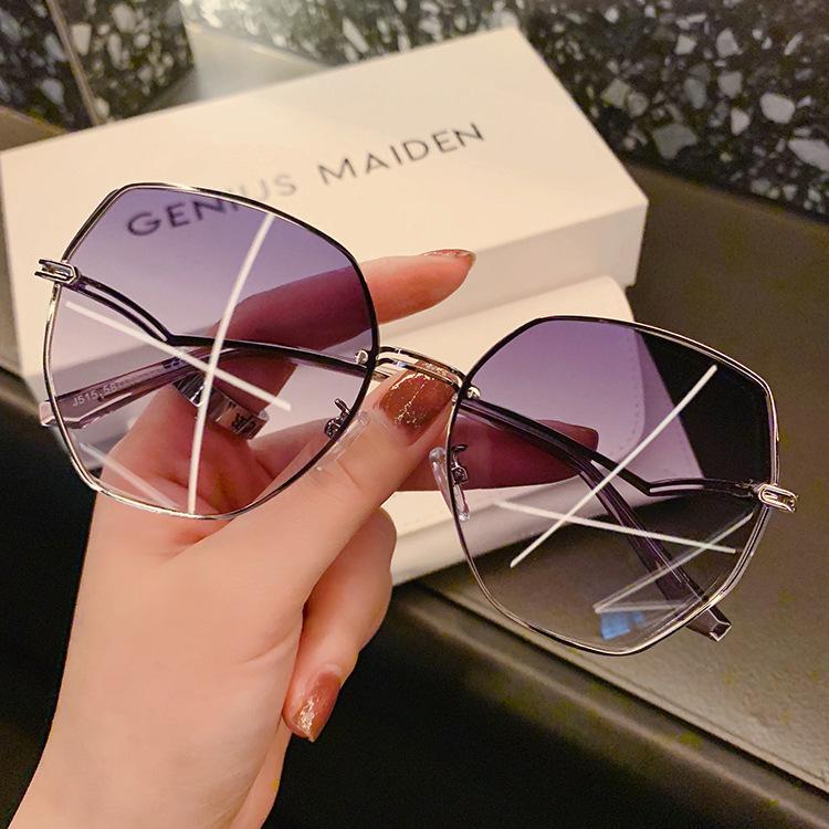 

Солнцезащитные очки Женские Модные Солнцезащитные очки Лето Большое Лицо Тонкие Очки Вождение Мода