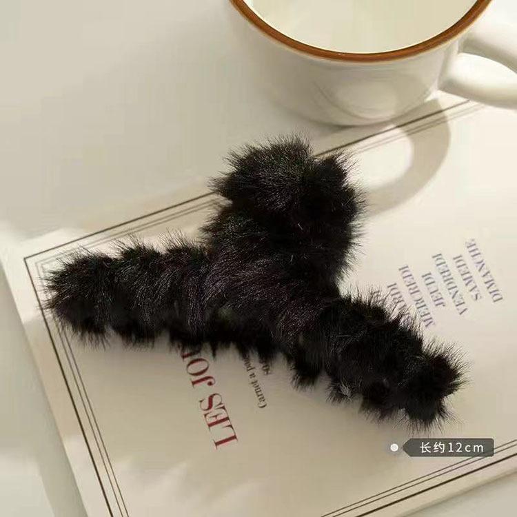 Winter New Style Large Plush Catch Clip Korean Shark Hairpin Hairpin Wedding Hair Jewelry Available