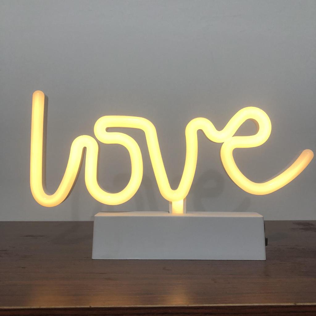 Heart-Shaped LED Neon Desk Lamp for Romantic Bedroom Decor