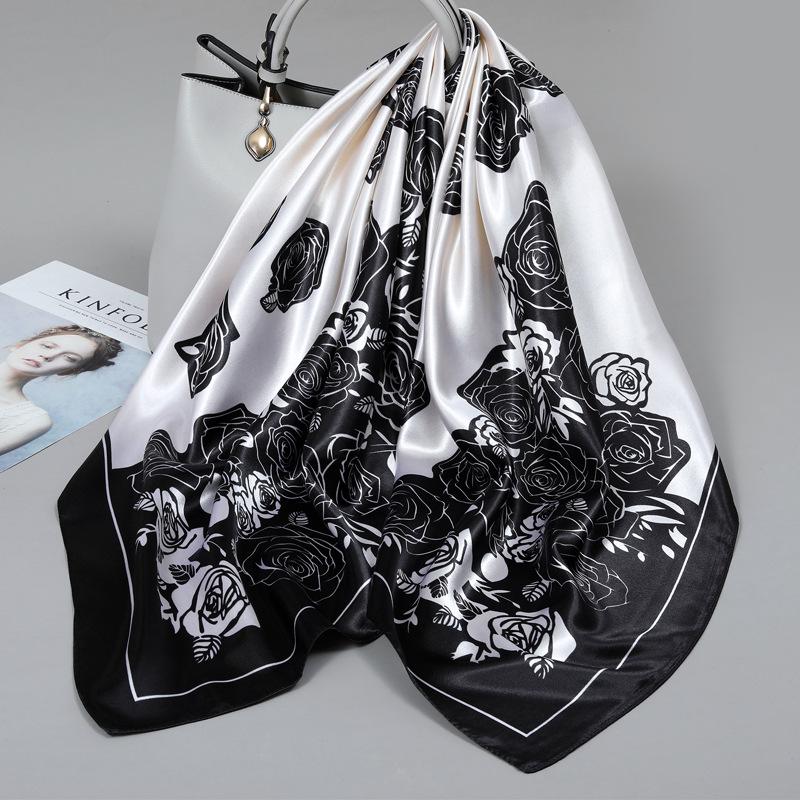 Foulard quadrato in seta stile influencer: Sciarpa da collo da donna alla moda, Sciarpa, Protezione solare, Garza stampata, Accessorio per abbigliamento professionale
