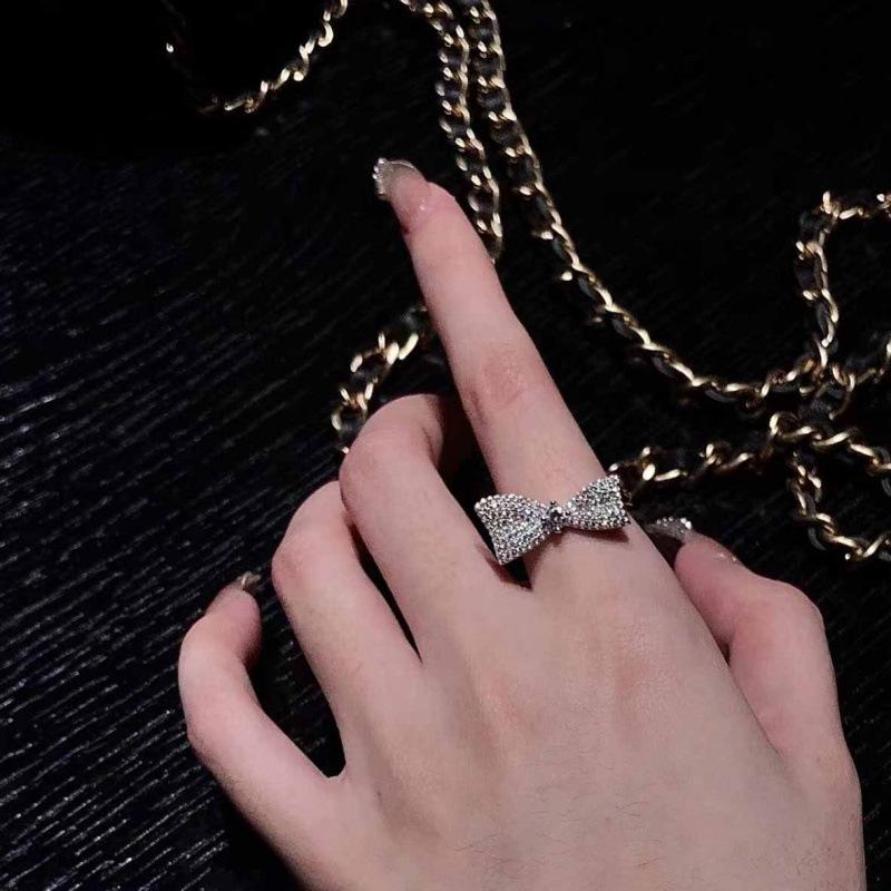 Luxury Adjustable Bow Ring for Women - Elegant Diamond Band with a Trendy, High-End Feel Adjustable Open Size