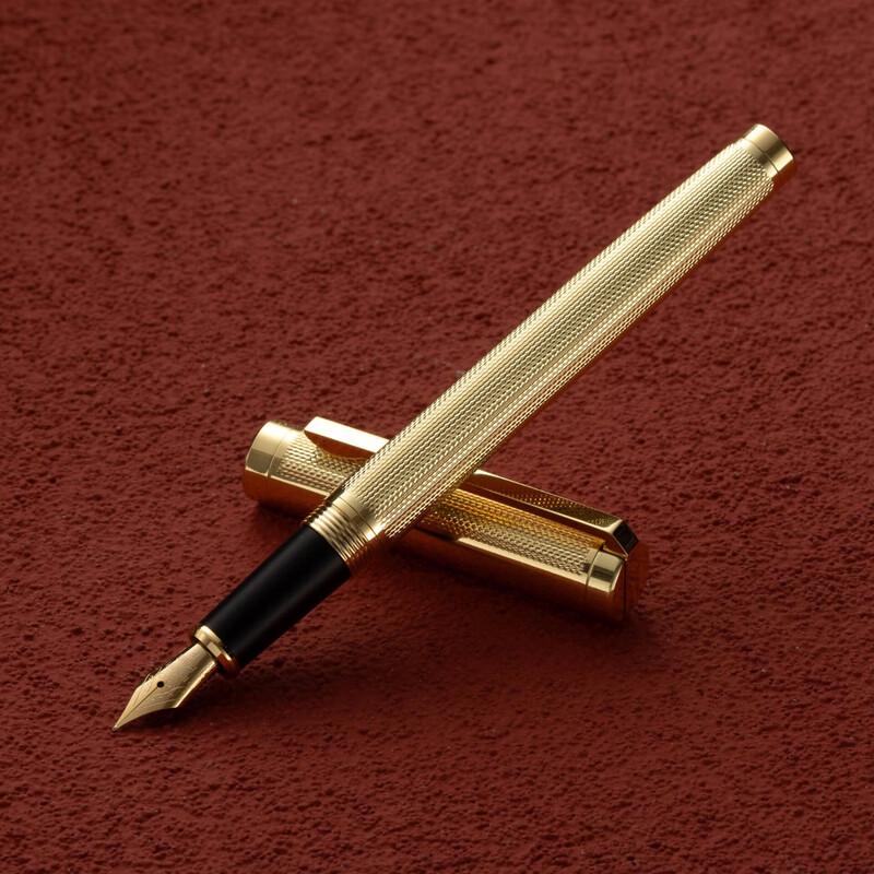 Leng Feng Hua Shi Lai Engraved Brass Fountain Pen