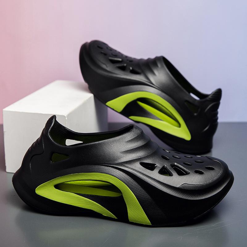 Sommer neue rutschfeste Lochschuhe Outdoor-Strandslipper atmungsaktive leichte Sandalen