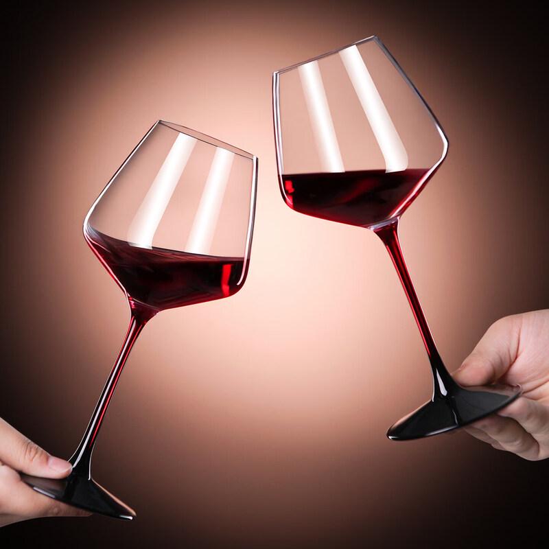 Set di Calici da Vino Rosso Europei a Gambo Alto con Caraffa