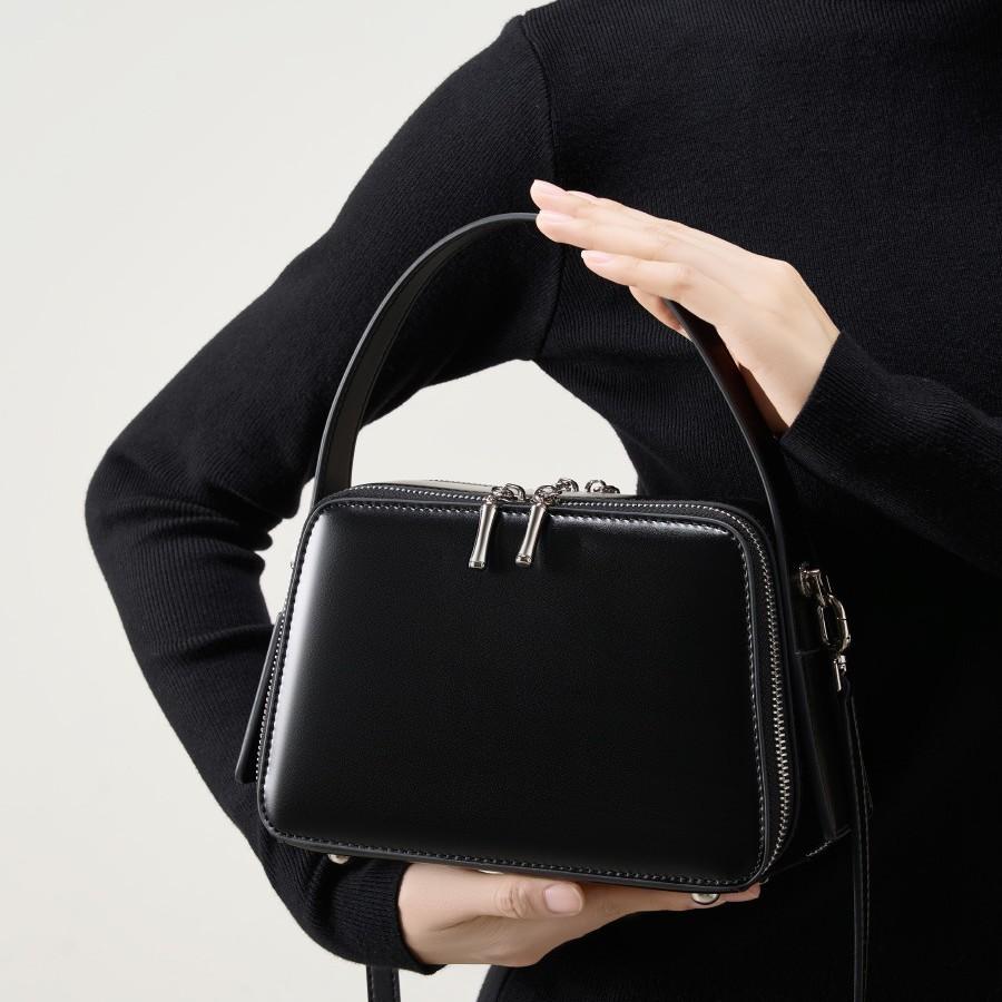 New genuine leather niche design shoulder bag for commuting, versatile handbag, women's crossbody small square bag
