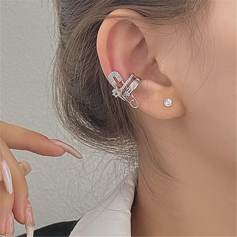 Sweet Diamond Star Clip-On Earrings: Light Luxury, No Piercing, Trendy Summer Design