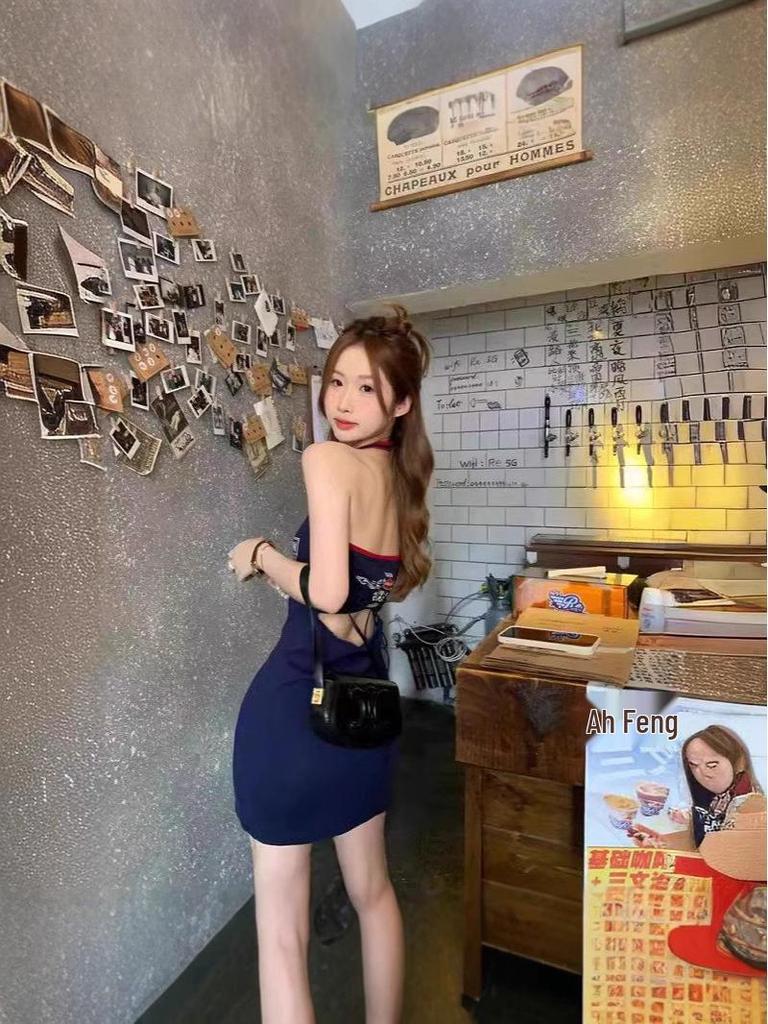 2024 Damen Schlankmachendes Neckholder Dünnes Bodycon Mini Kleid