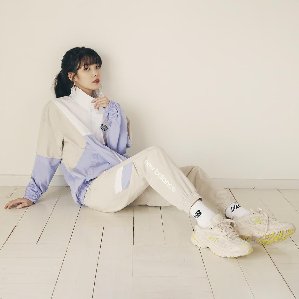 Niko and ... X New Balance 725 Moonbeam Lemonade Unisex Sneakers Cream ML725NK1