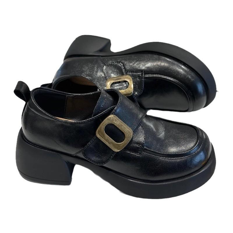 Unterstützen Sie 2025 Herbst Klett-Loafer erhöhte Plattform Britischer Stil dicker Absatz kleine Lederschuhe