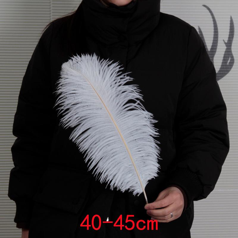Bílá pštrosí pera 15-80 cm pro osvětlení, výzdobu svatební uličky, fotografické rekvizity a ozdoby do váz