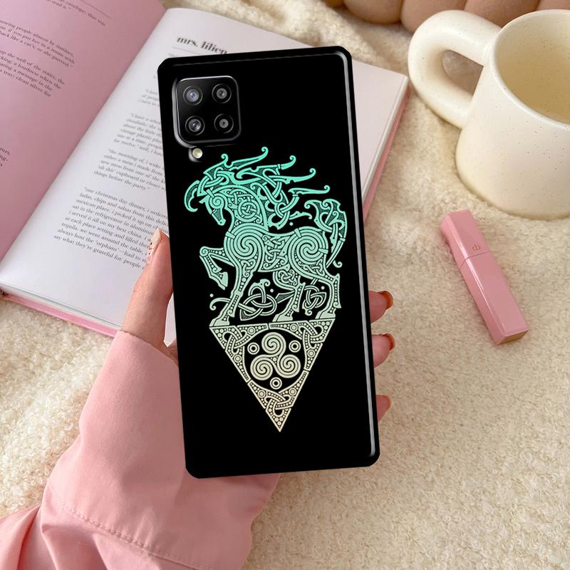 Symbol słowiańskiego wikinga Kolovrat etui na Samsung Galaxy A12 A22 A32 A52 A72 A51 A71 A50 A70 A03S A53 A21S A52S tylna okładka