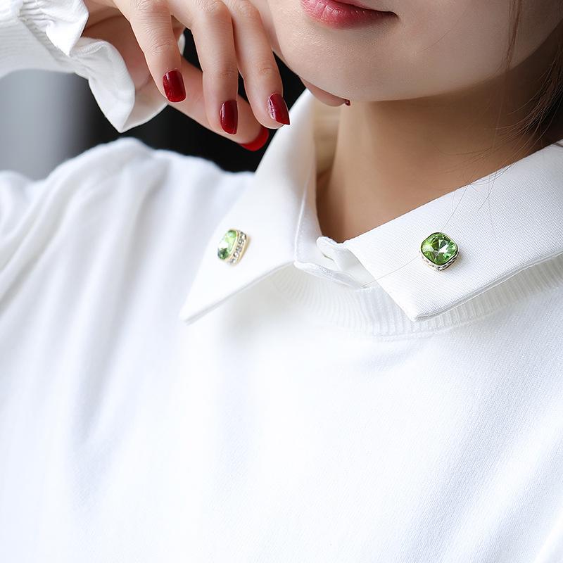 Exquisite Crystal Lapel Pin: Anti-Exposure Fixation Brooch