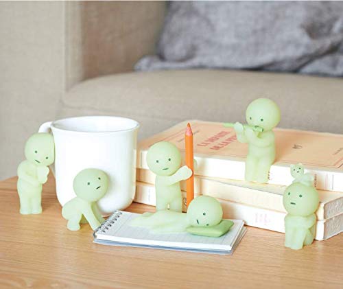 Dreams Smiski Glow-in-the-Dark Minifigure Set - Bed + Living Series - Blind Box (2 pieces)