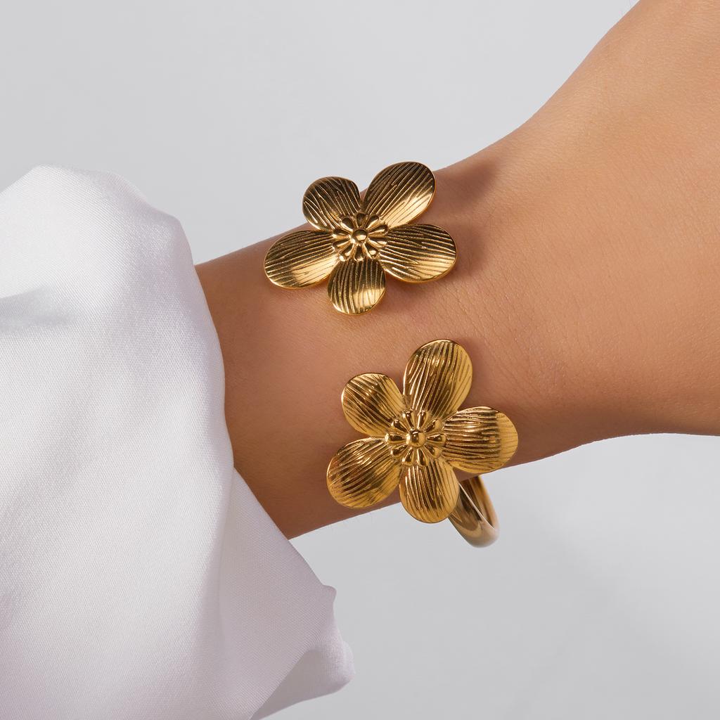 Stainless Steel Gold Color Flower Adjustable Opening Bracelets For Women Fashion Geometric Wide Cuff Bangles Girls Party Jewelry
