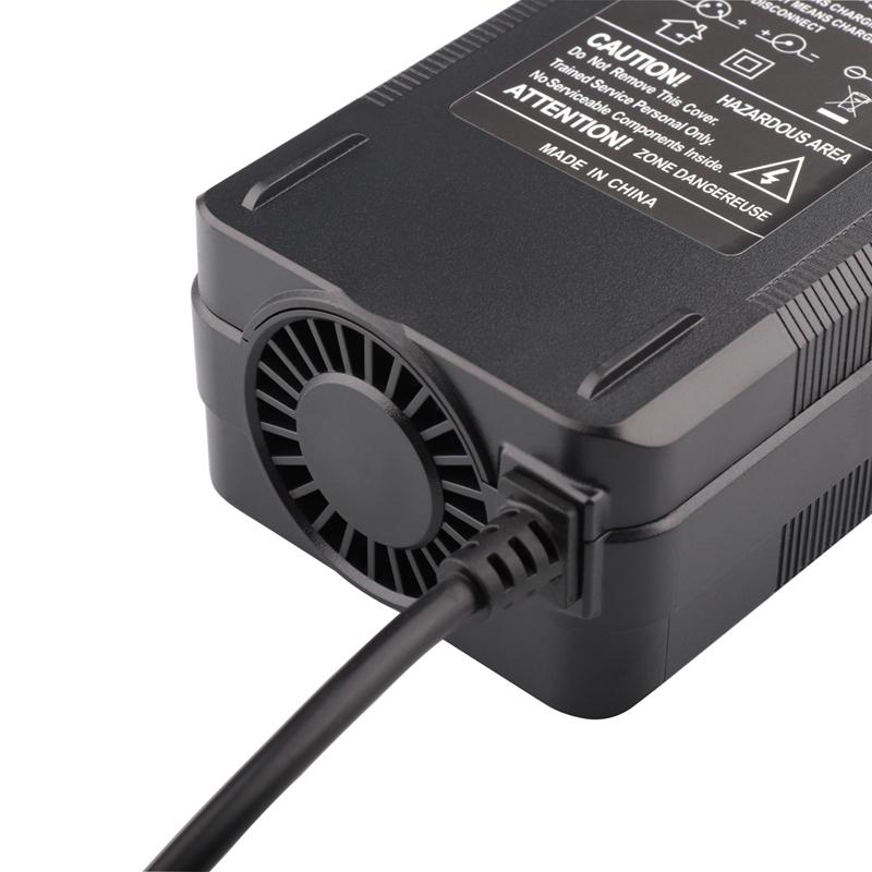 54.6V 4A Smart Lithium Battery Charger For 13Series 48V Li-ion Battery Fast Charging Charger With DC 5.5x2.1 Connector With Fan