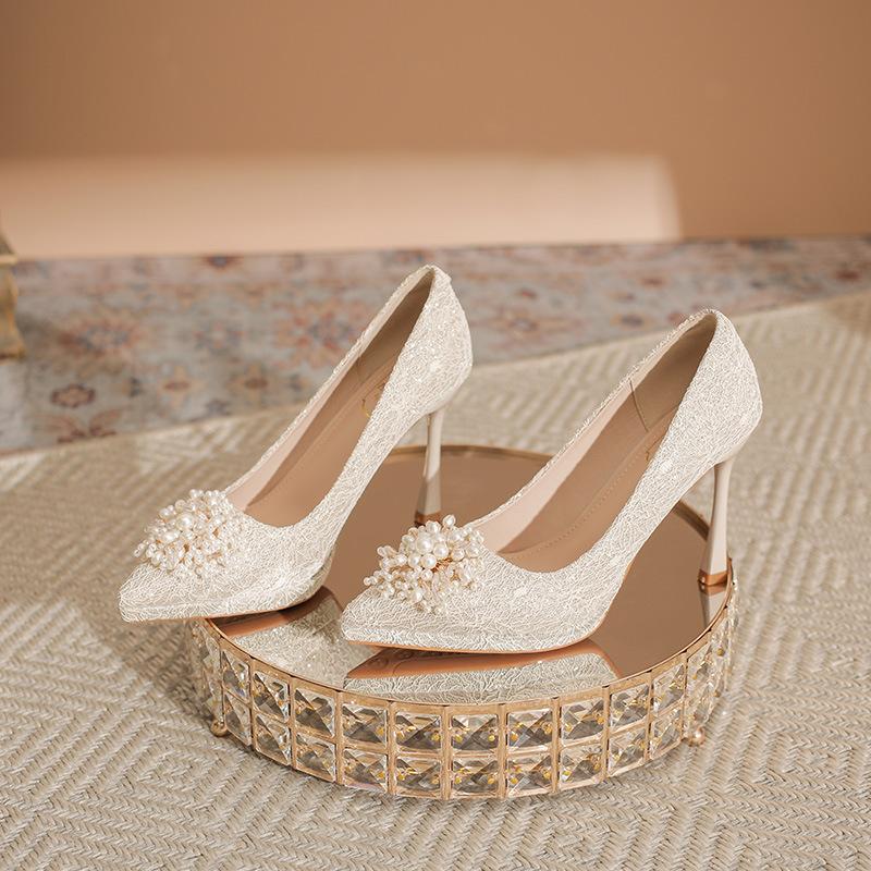 

Champagne wedding shoes, bridal shoes, main wedding dress, Xiuhe two, wear light mouth, thin heels, not tired, waterproof table feet, high heels 34