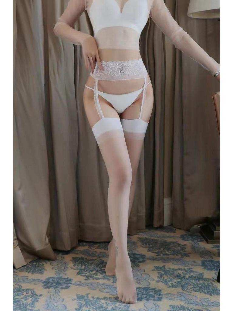 Sexy Black Silk Contrast-Edge Garter Stockings: Ultra-Thin Hand-Torn Women's One-Piece Stockings