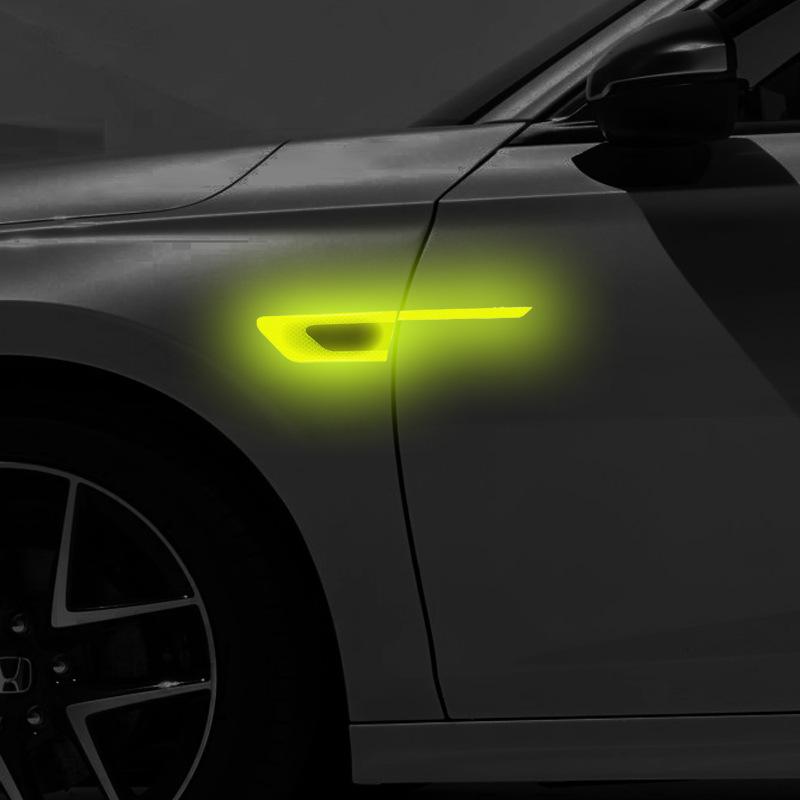 Reflective Carbon Fiber Anti-Collision Car Stickers for Handles, Door Bowl, and Mirrors