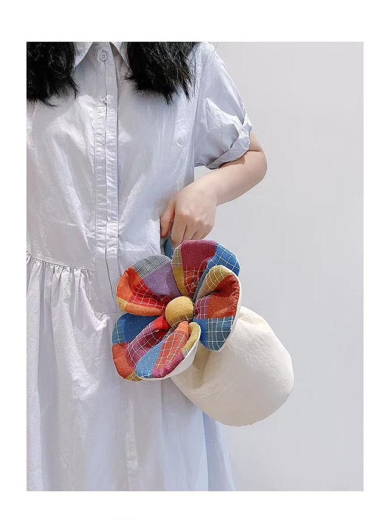 2025 Sommer Ethnischer Stil Dreifarbig Floral Kosmos Umhängetasche