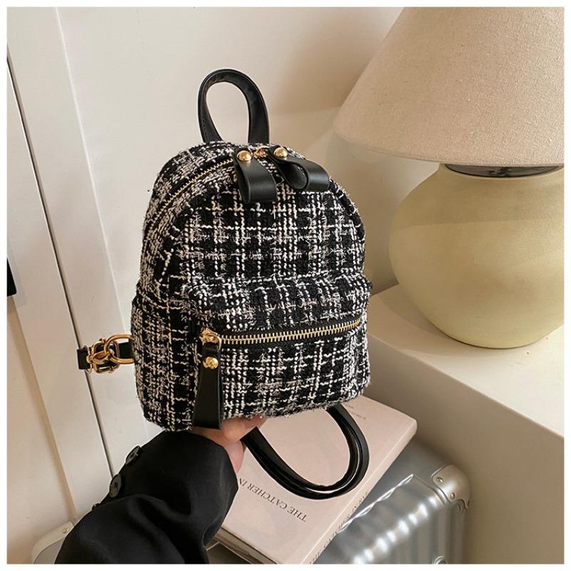 

Рюкзак большой вместимости высокой ценности женская сумка зимний новый универсальный клетчатый маленький рюкзак чёрный